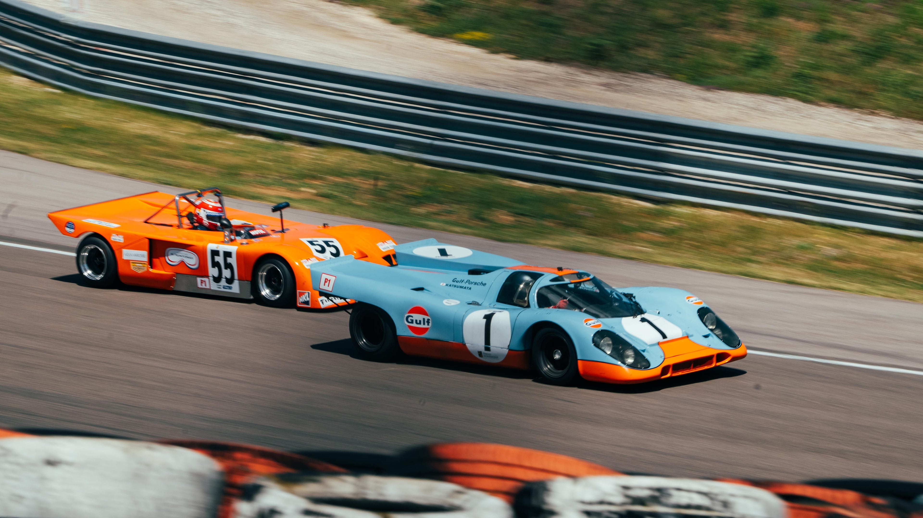PORSCHE