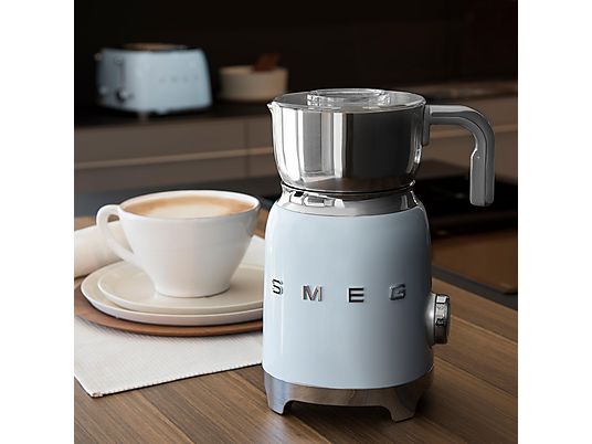SMEG MFF11 Milchaufschäumer 50’s Style – Pastellblau
