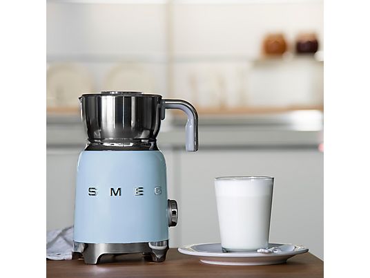 SMEG MFF11 Milchaufschäumer 50’s Style – Pastellblau