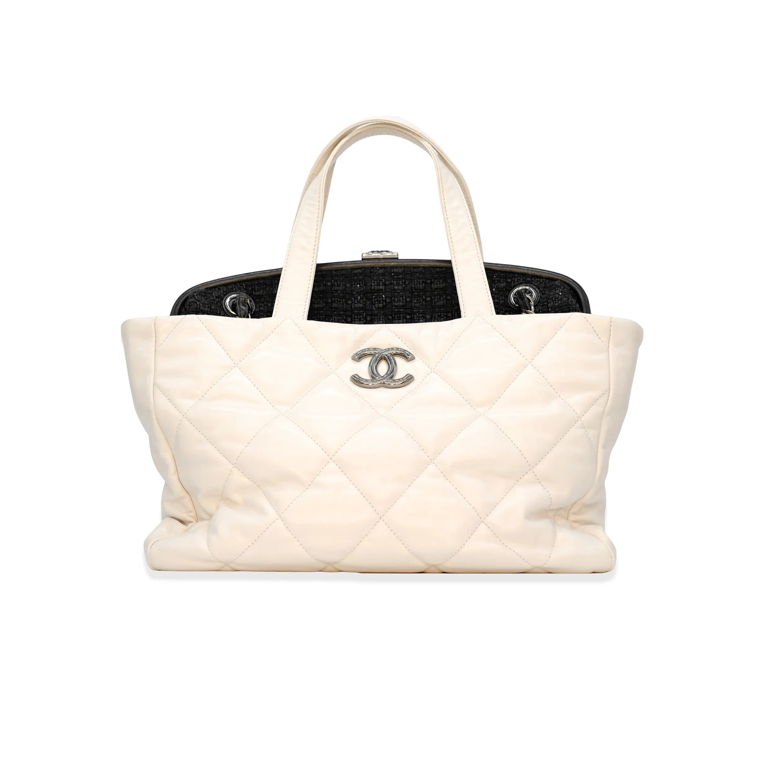Chanel Double Creme