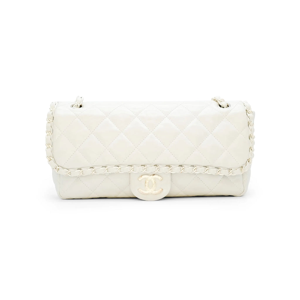 Chanel Chain Bag Medium