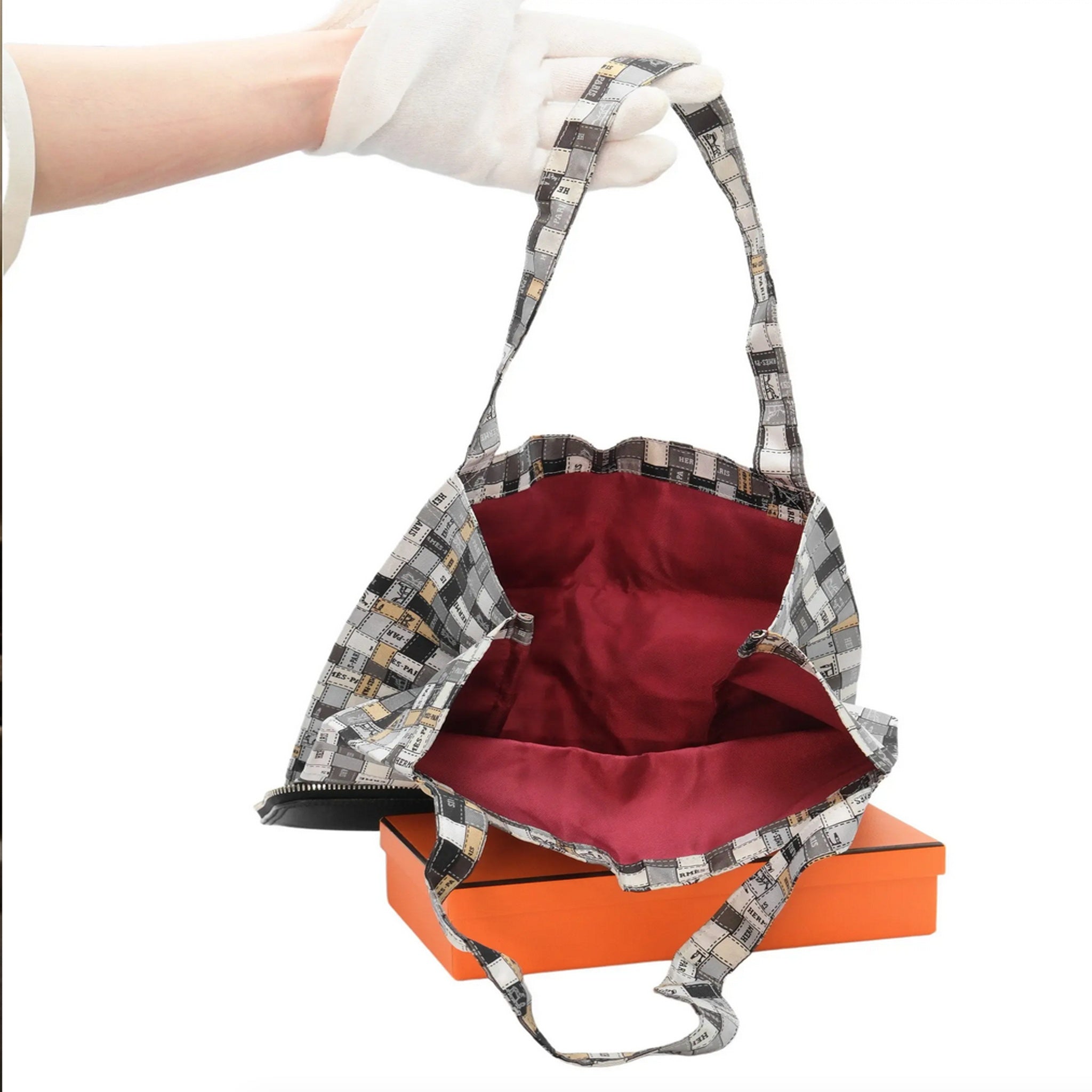 Hermès silky pop leather tote