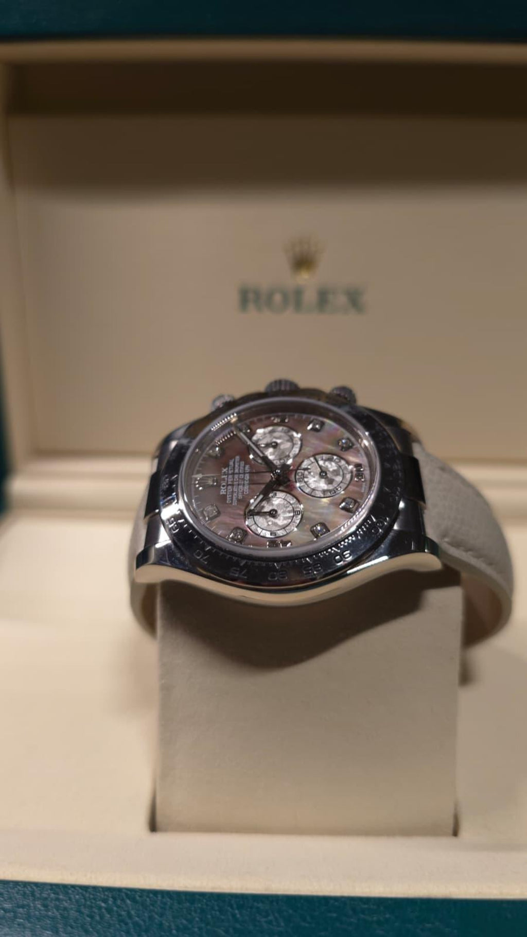 Rolex Cosmograph Daytona Pearl Diamond